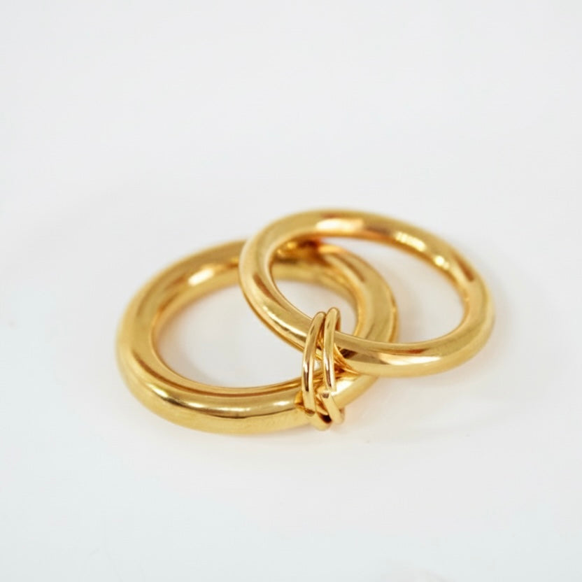 Aurelia Linked Connector Ring