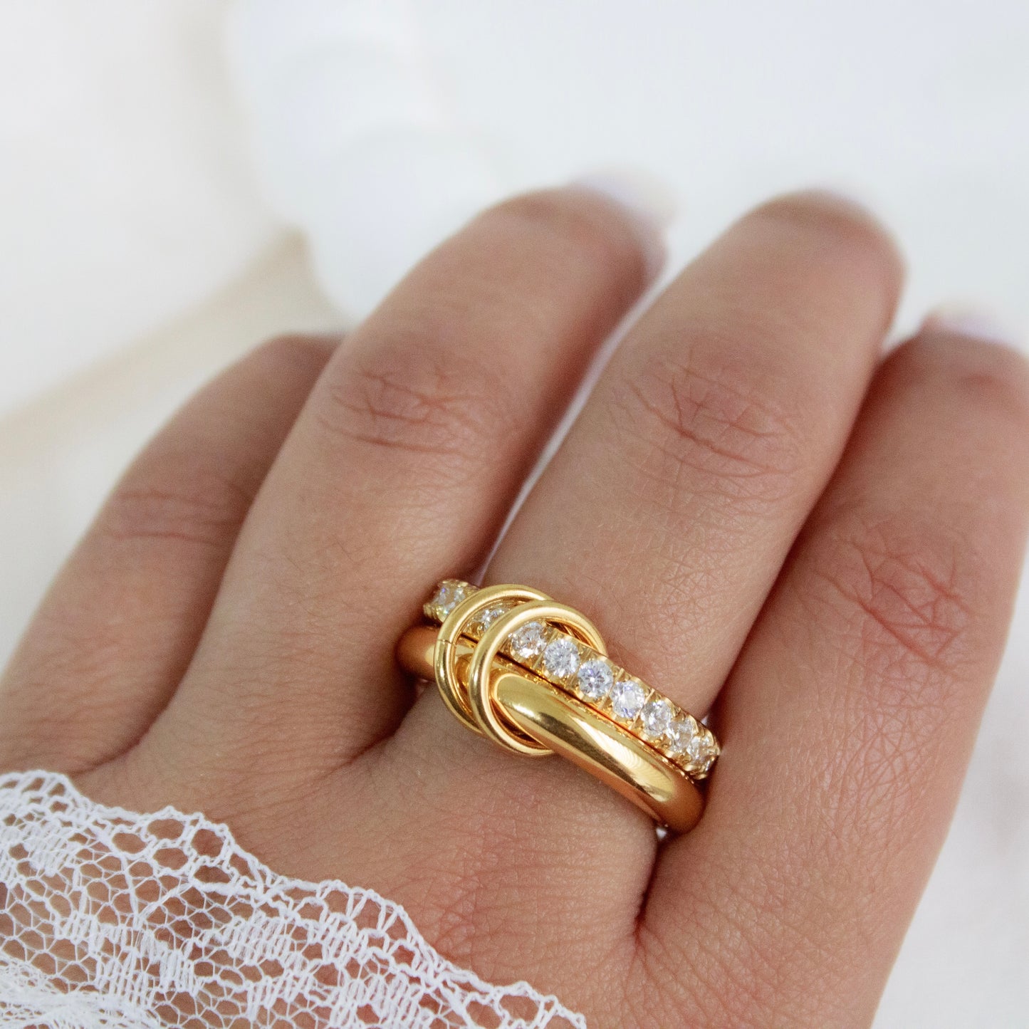 Eternal Liaison Interlocking Ring