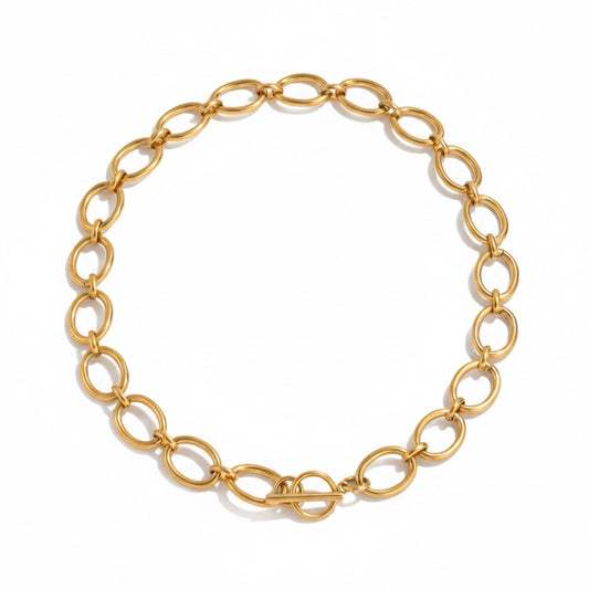 Elara Toggle Link Necklace