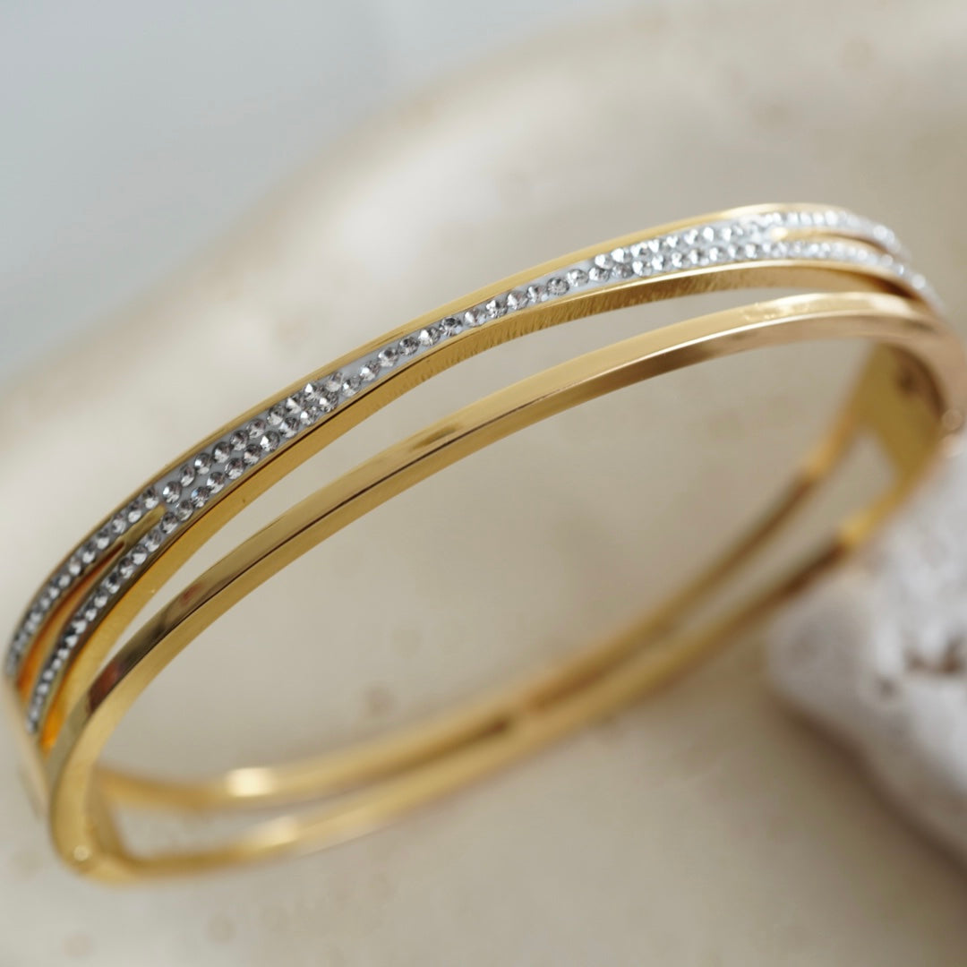 Cleft Bangle