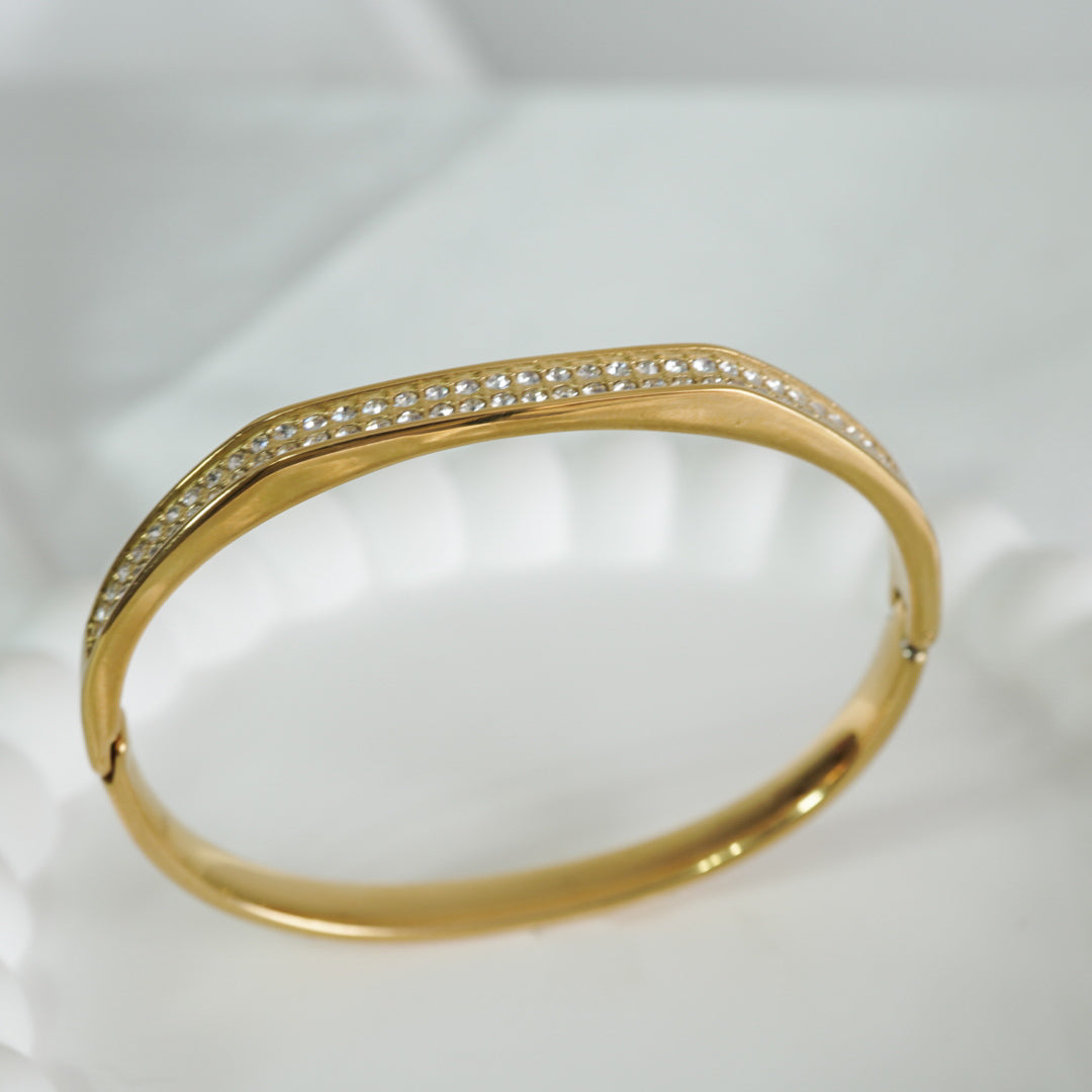 Meridian Pavé Cuff