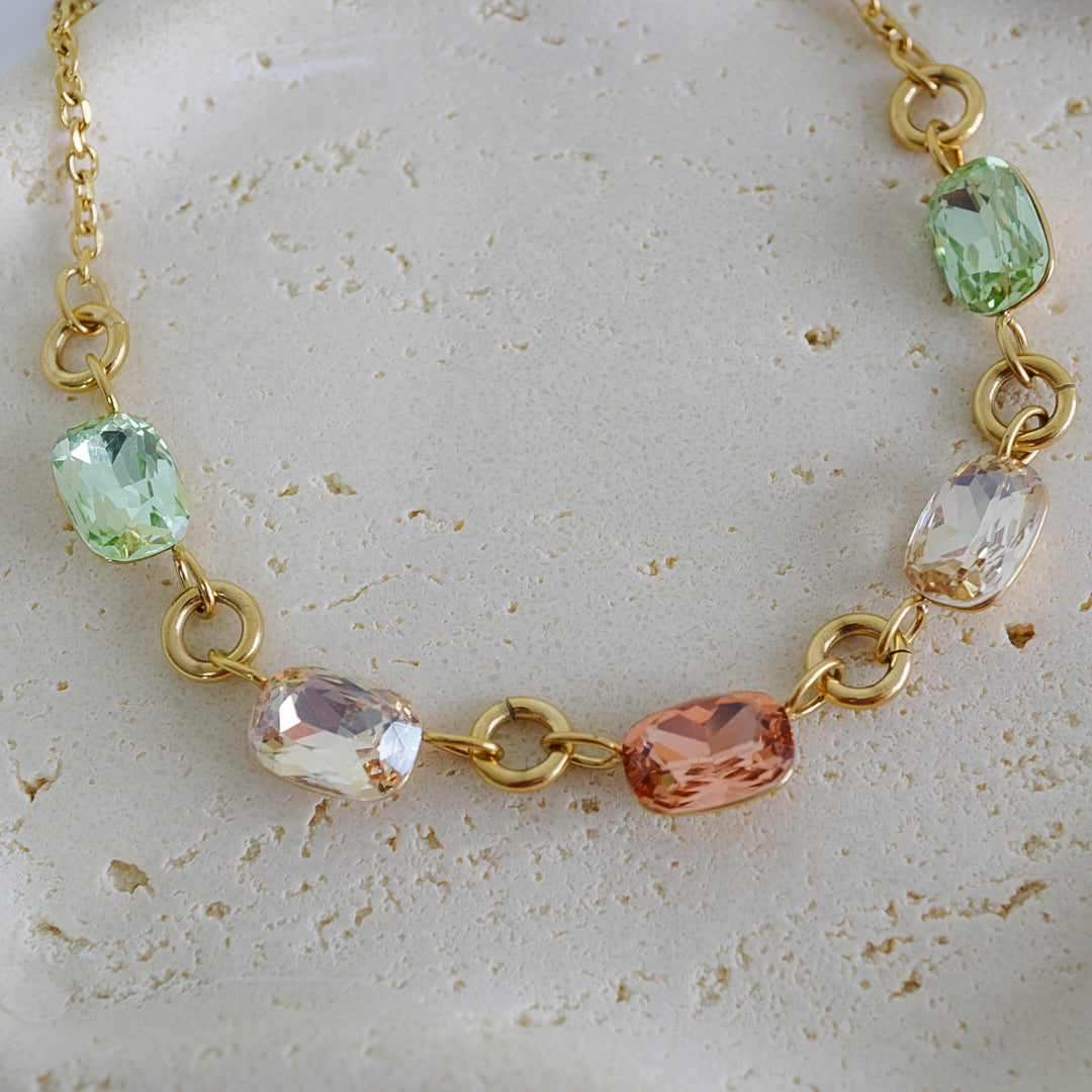 Aura Prism Choker