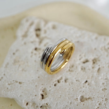 The Linen Ring