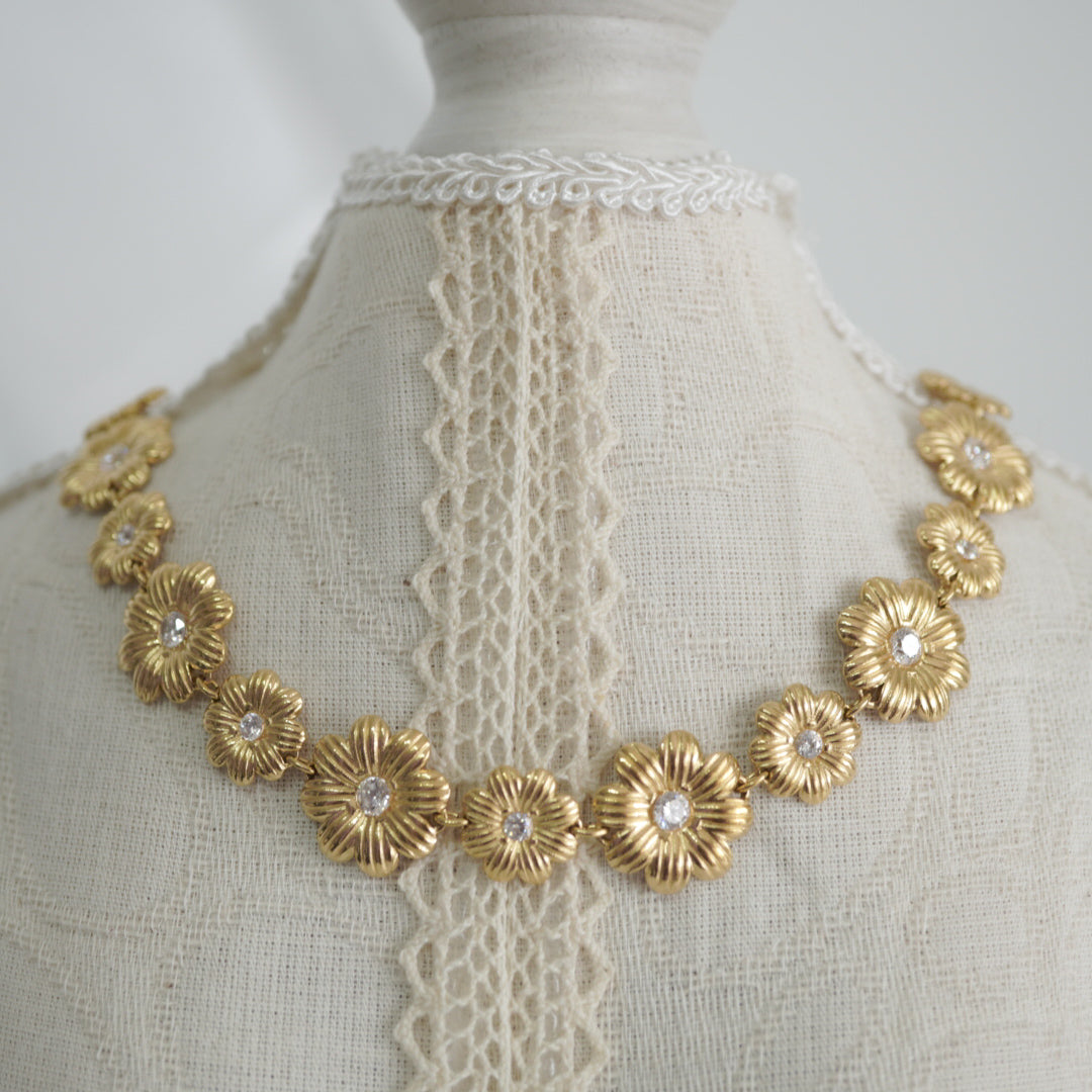 Luxe Bloom Choker