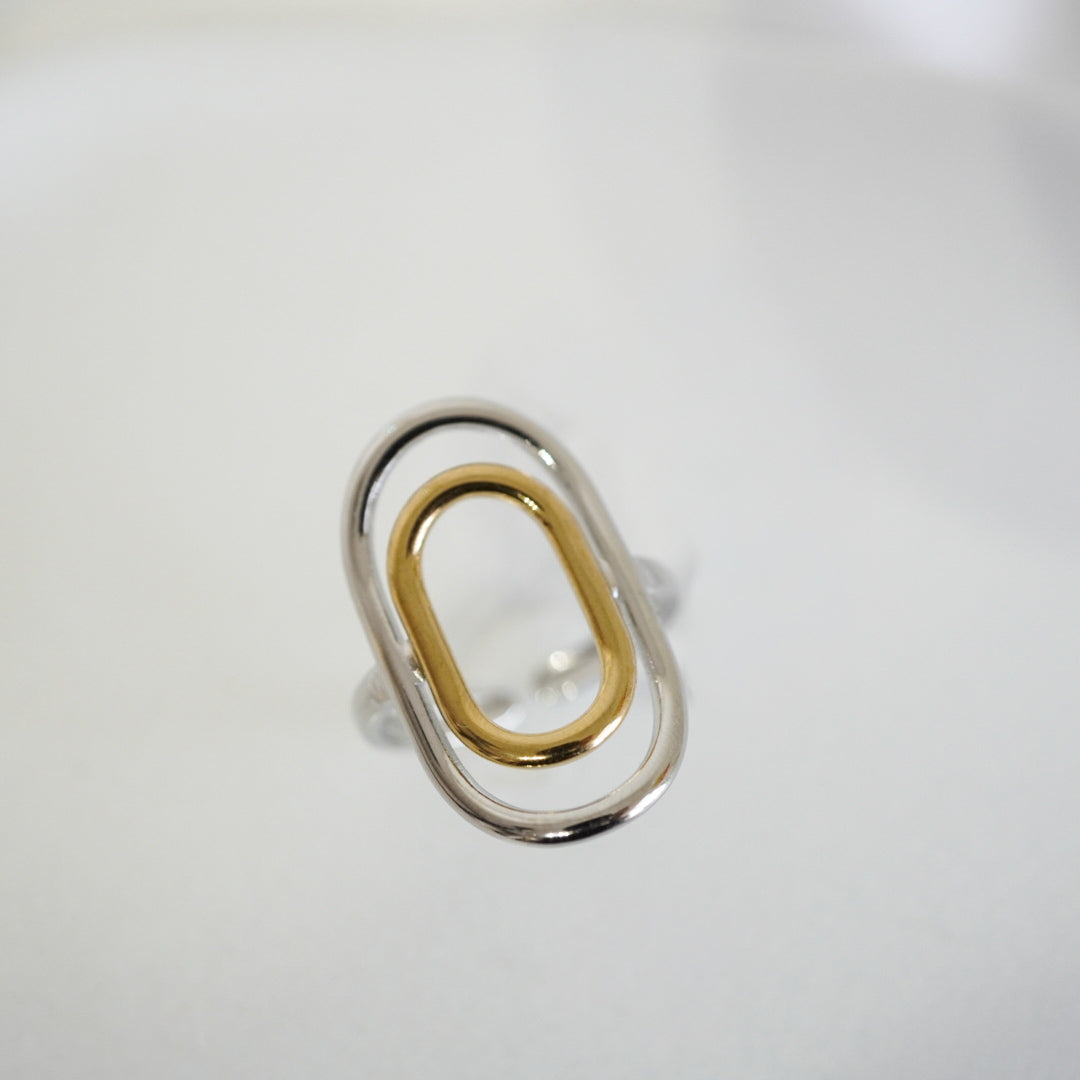 Sculptural Two-tone Ring