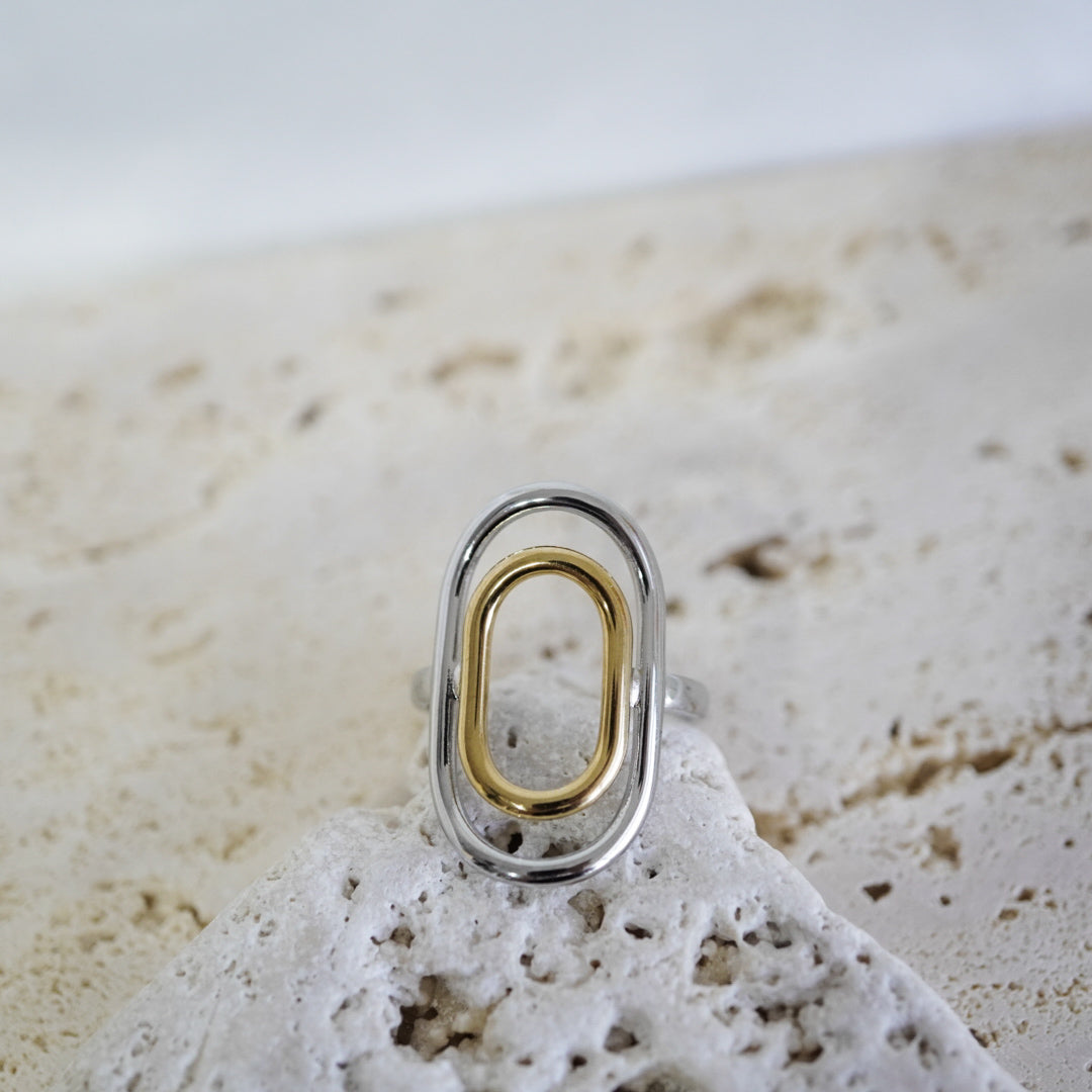 Sculptural Two-tone Ring