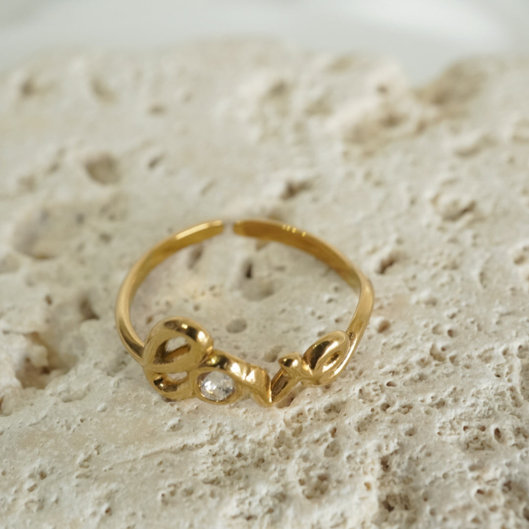 Amour Bloom Ring