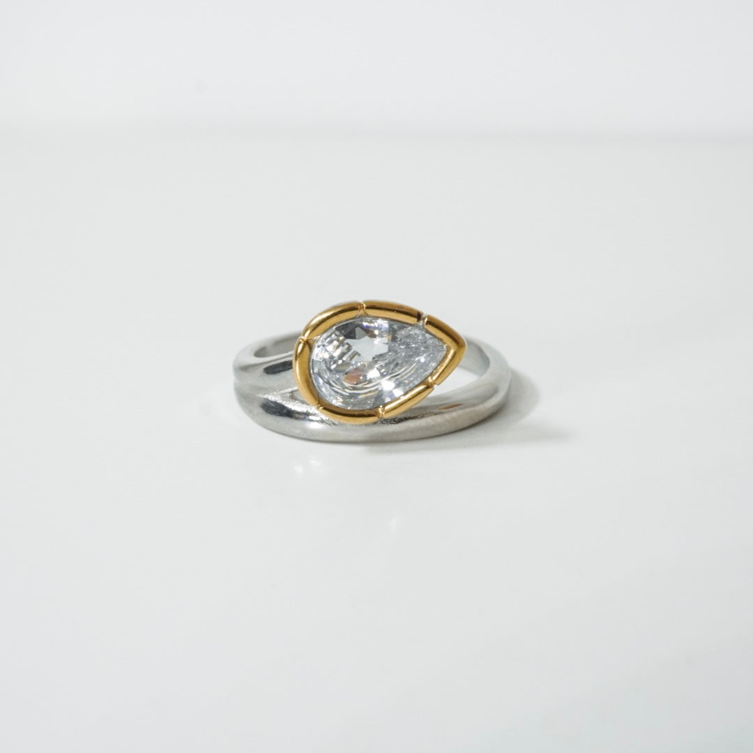 Dewdrop Ring