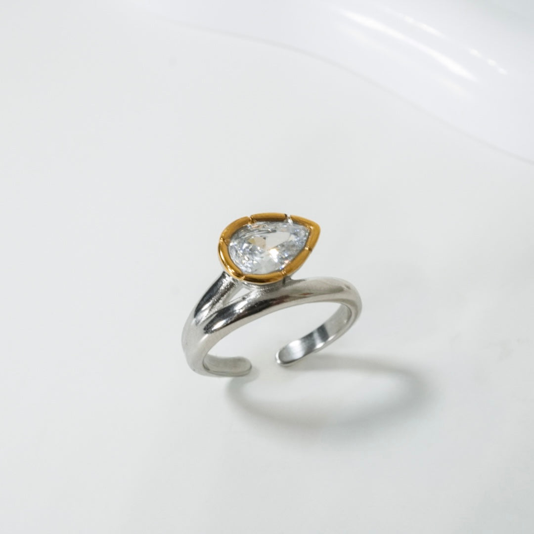 Dewdrop Ring