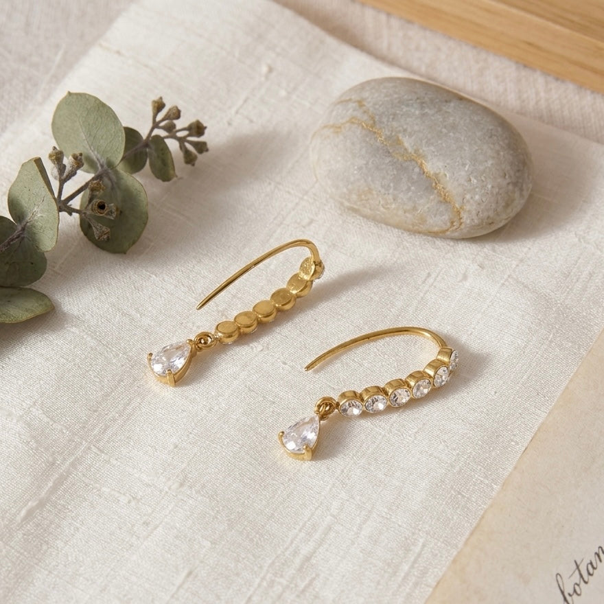 Stella Drop Earrings