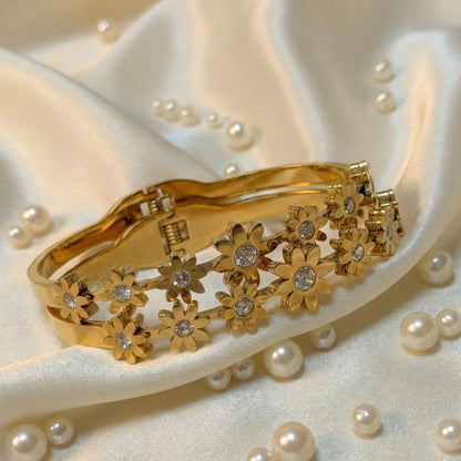 The Fleur Bangle