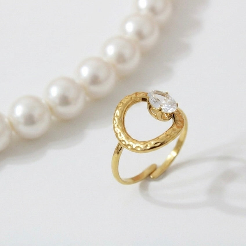 Luna Ring