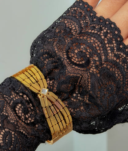 Bella Bangle