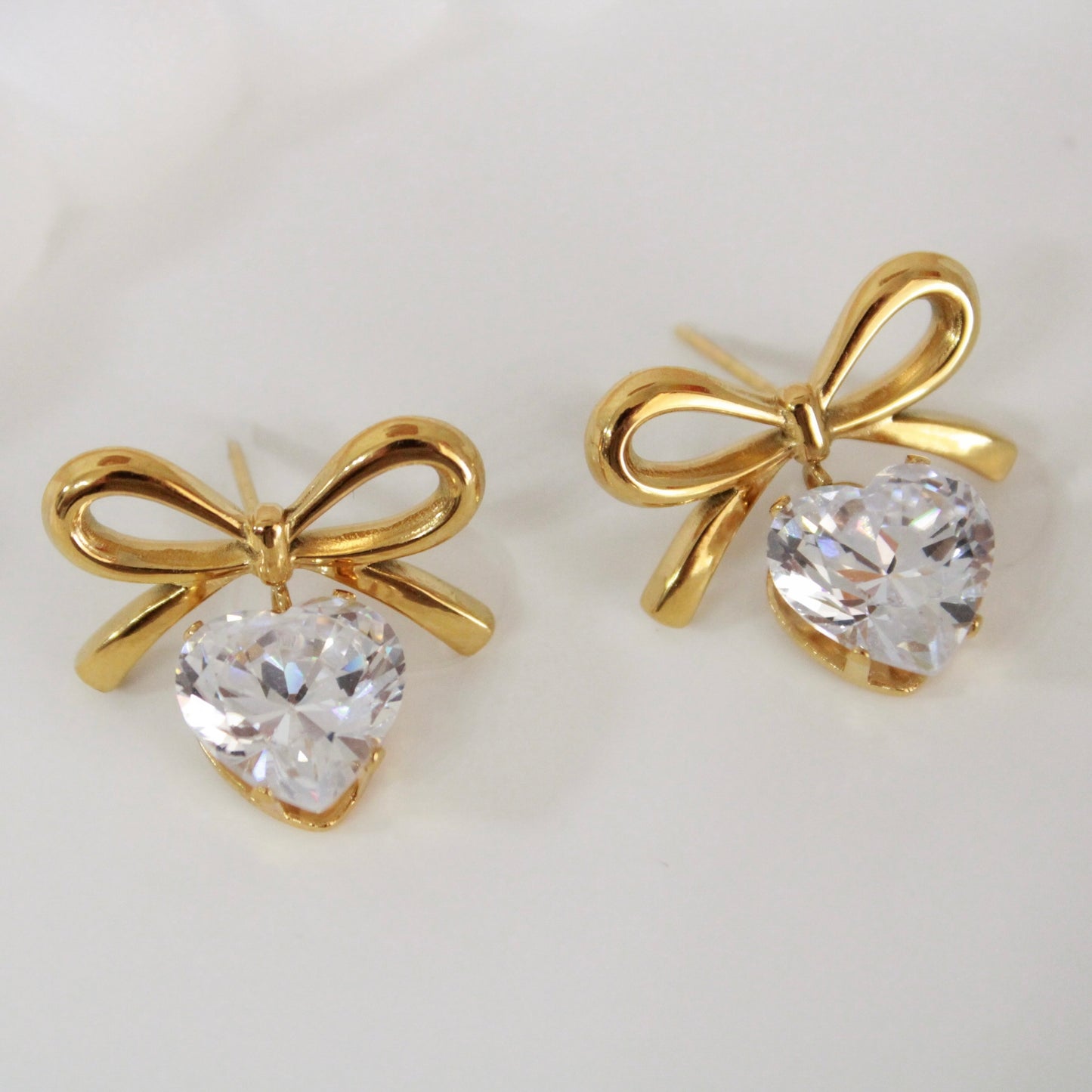 Amour Bow & Heart Studs