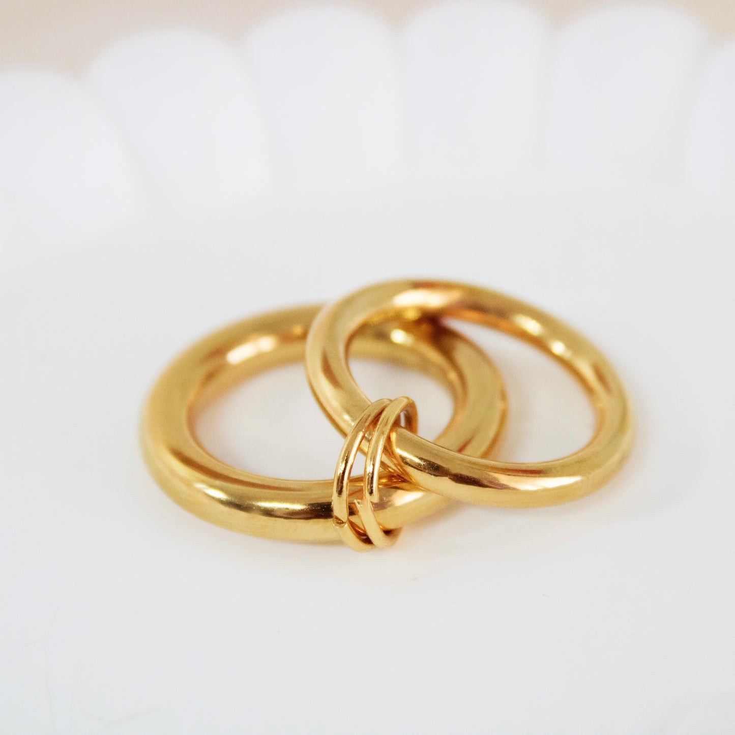 Aurelia Linked Connector Ring