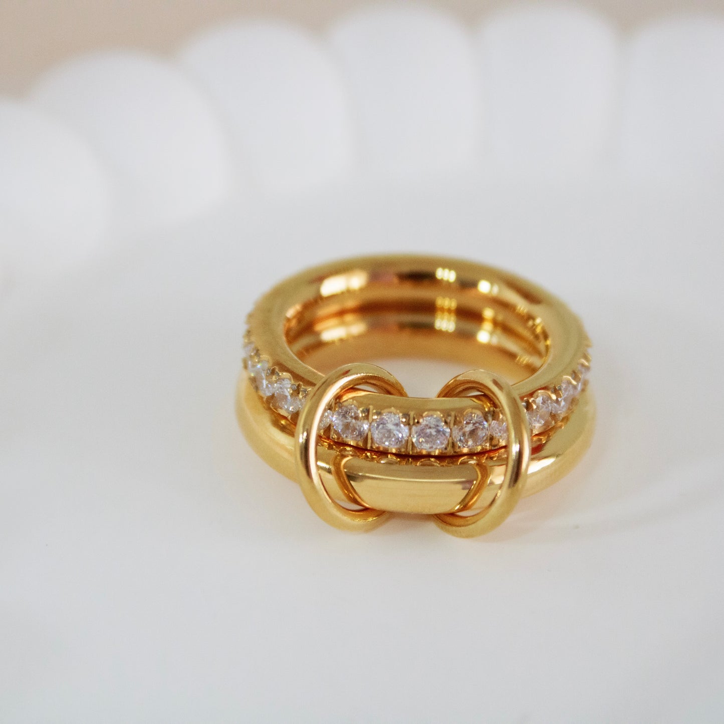 Eternal Liaison Interlocking Ring