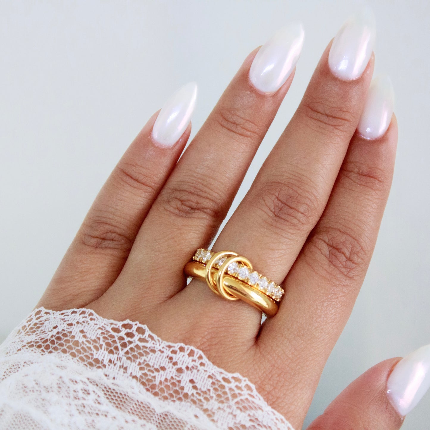 Eternal Liaison Interlocking Ring
