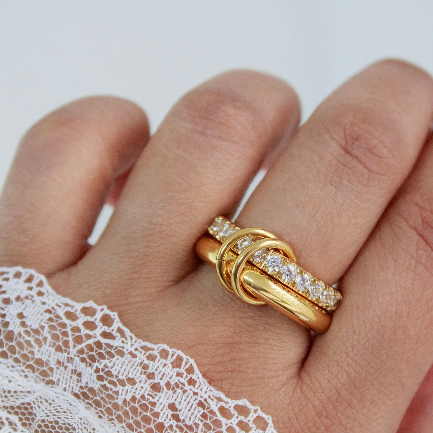 Eternal Liaison Interlocking Ring