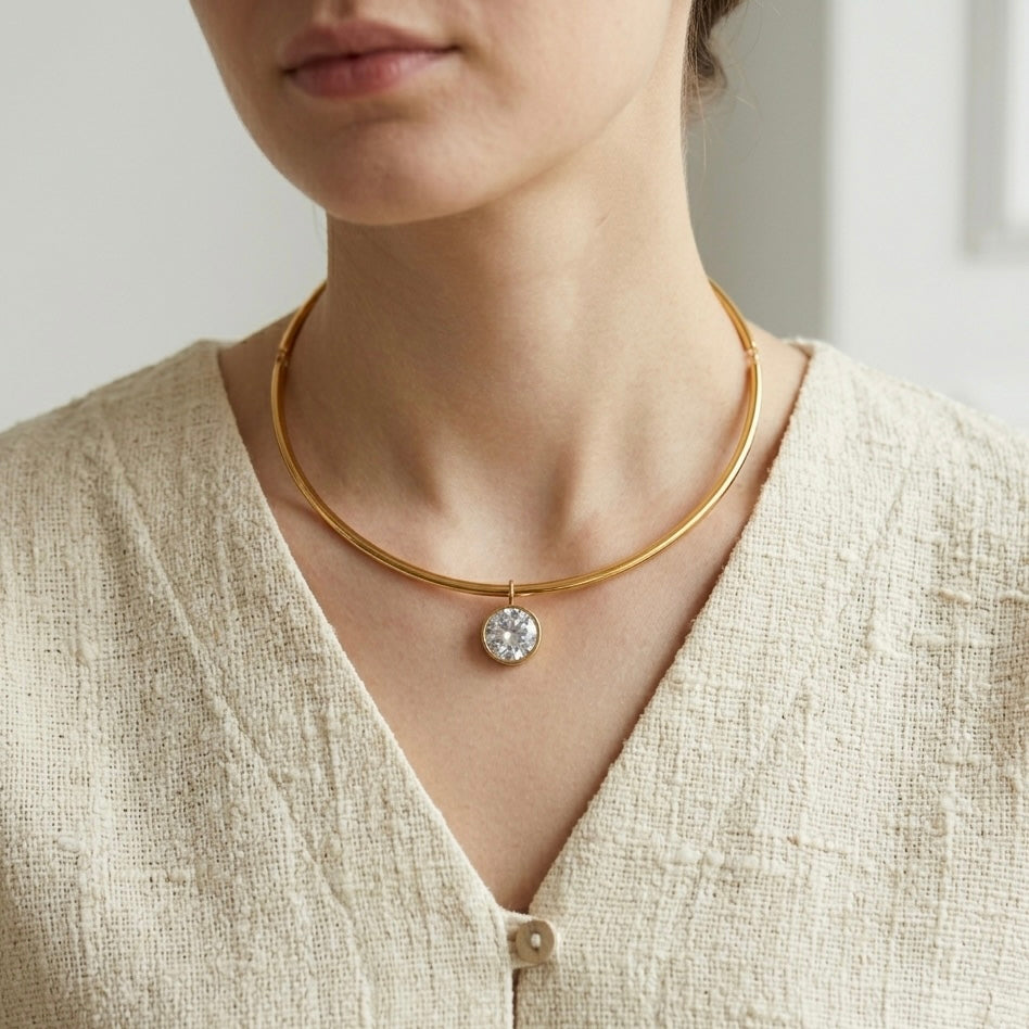 Celeste Solitaire Collar