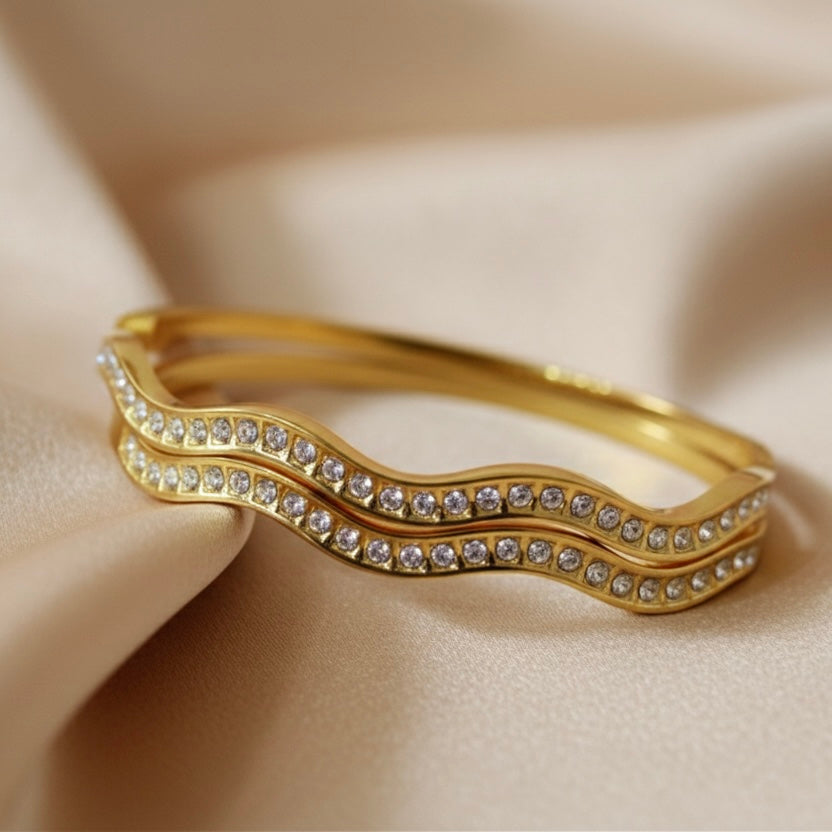 Aura Wave Bangle