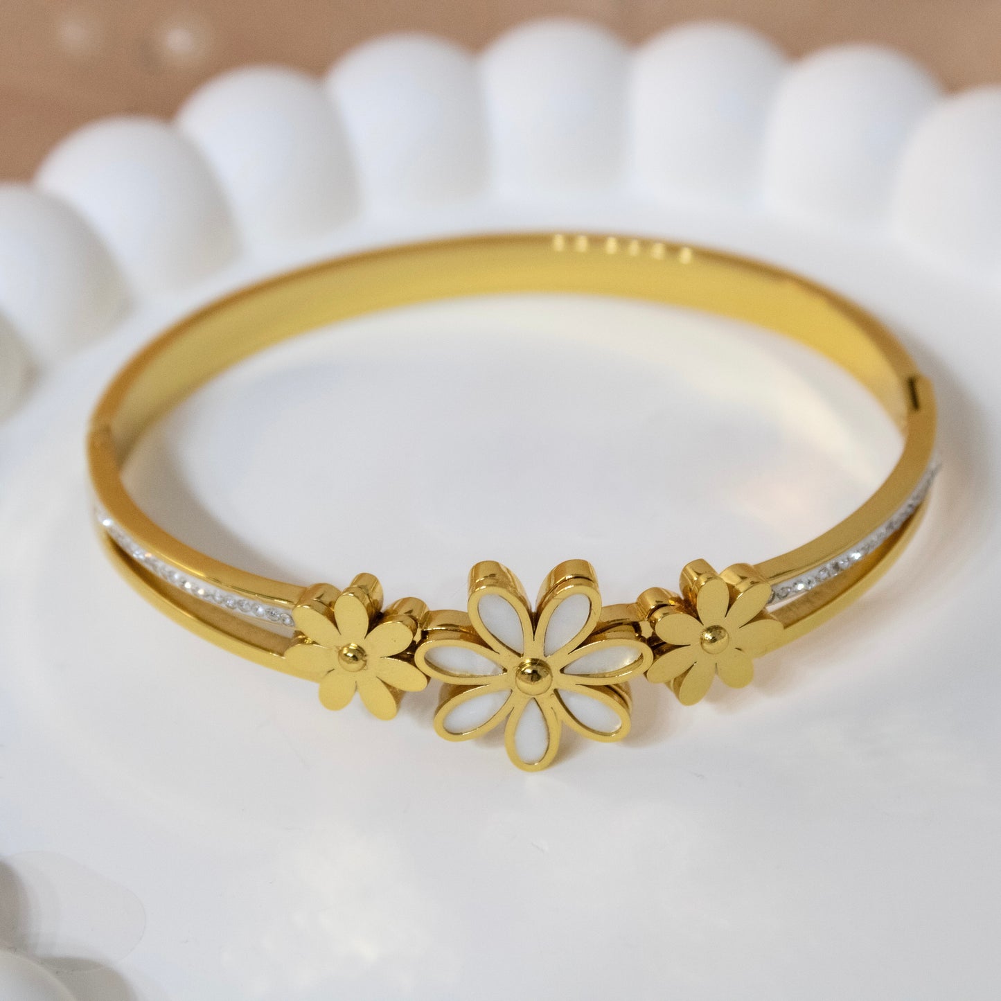 Lumina Daisy Pavé Bangle