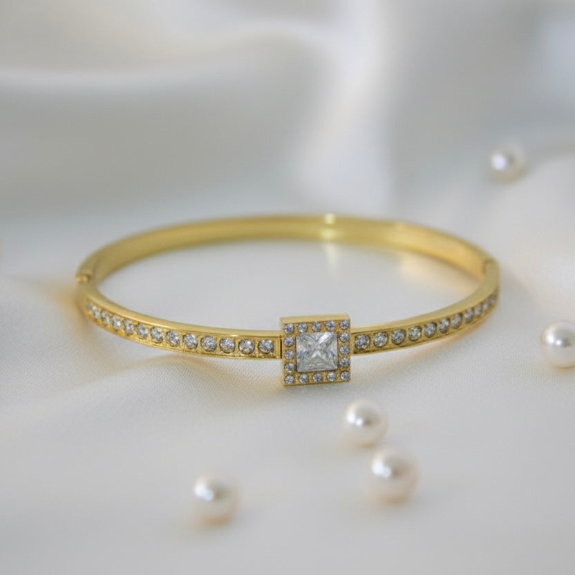 Infinite Glow Bangle