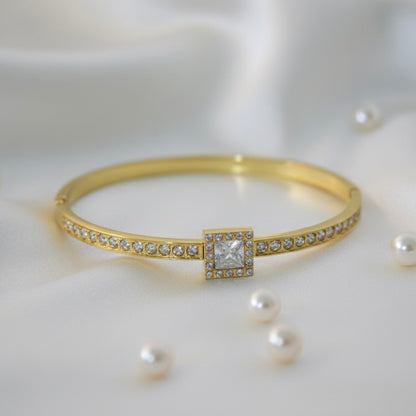 Infinite Glow Bangle