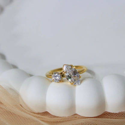 Amorette Ring