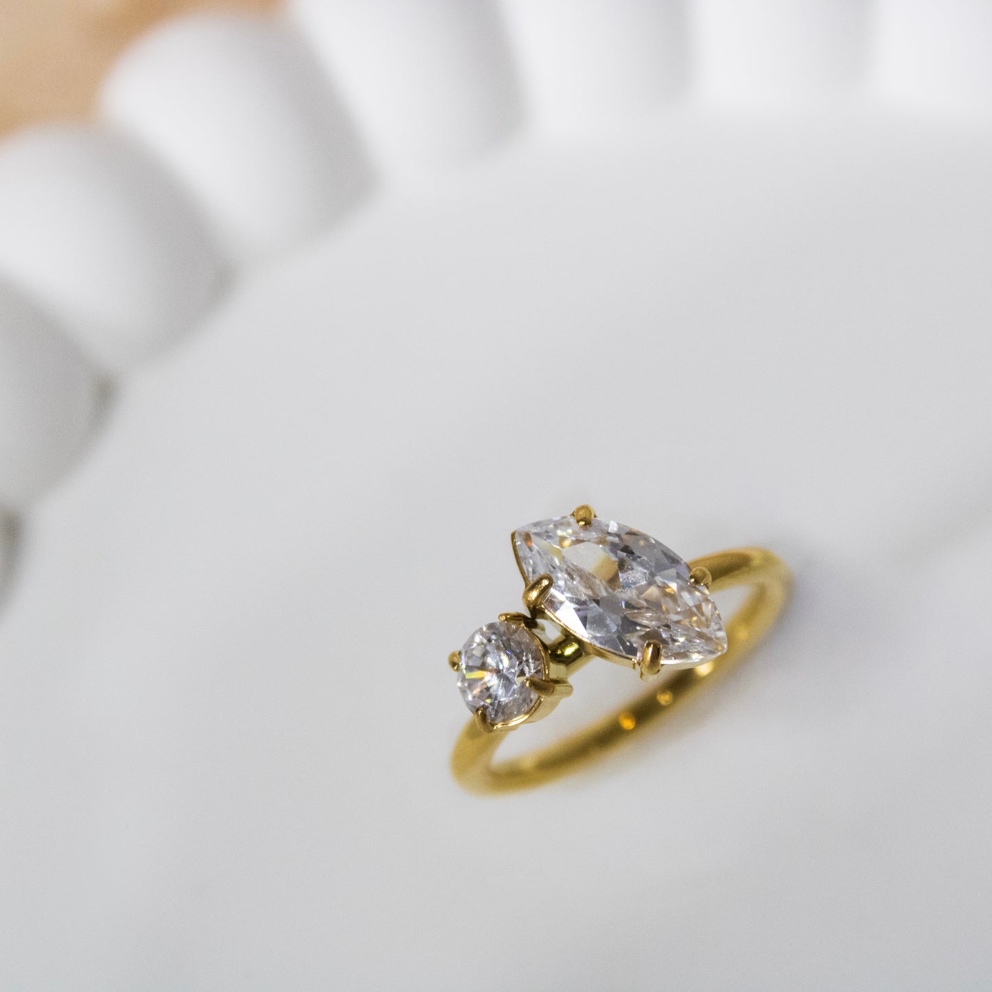 Amorette Ring