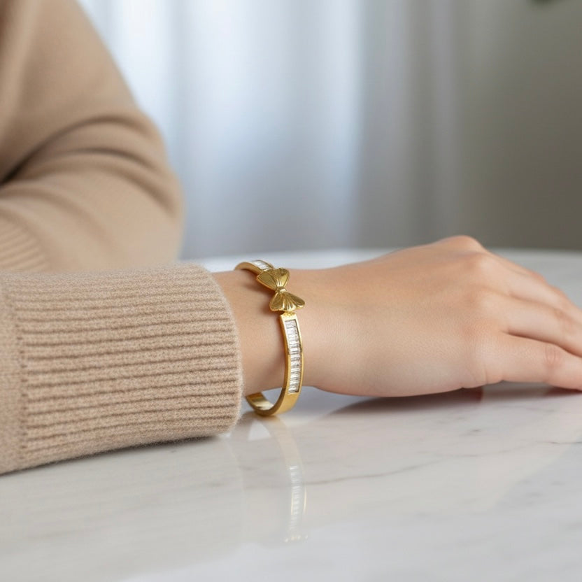 Aurelia Ribbon Baguette Bangle