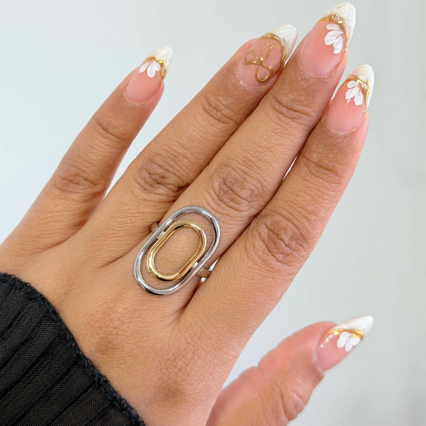 Sculptural Two-tone Ring
