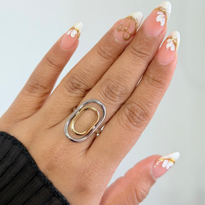 Sculptural Two-tone Ring
