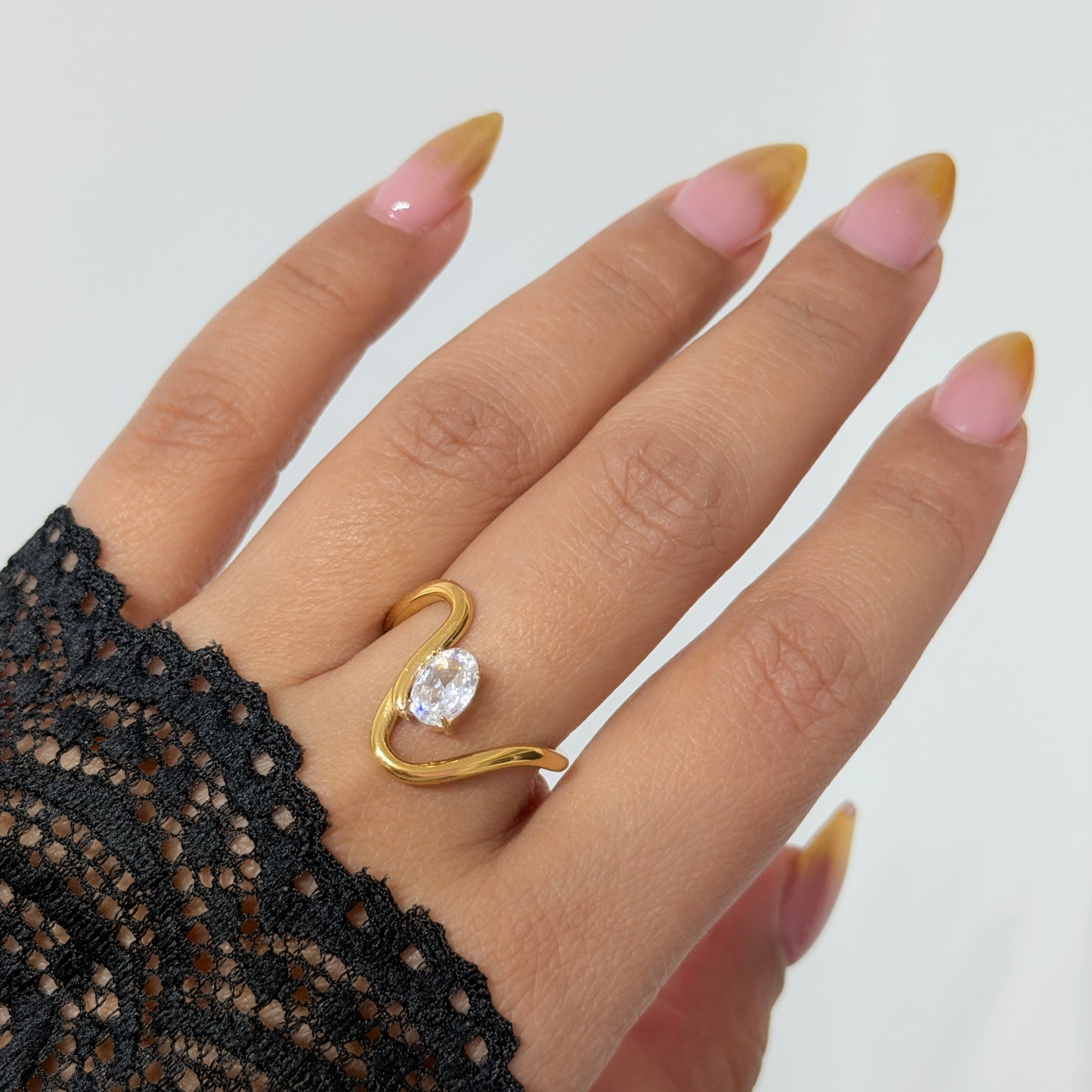 Oria Ring
