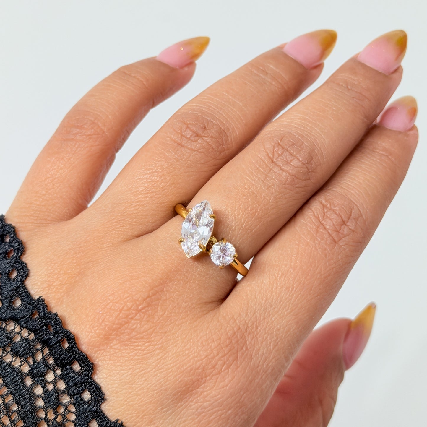 Amorette Ring