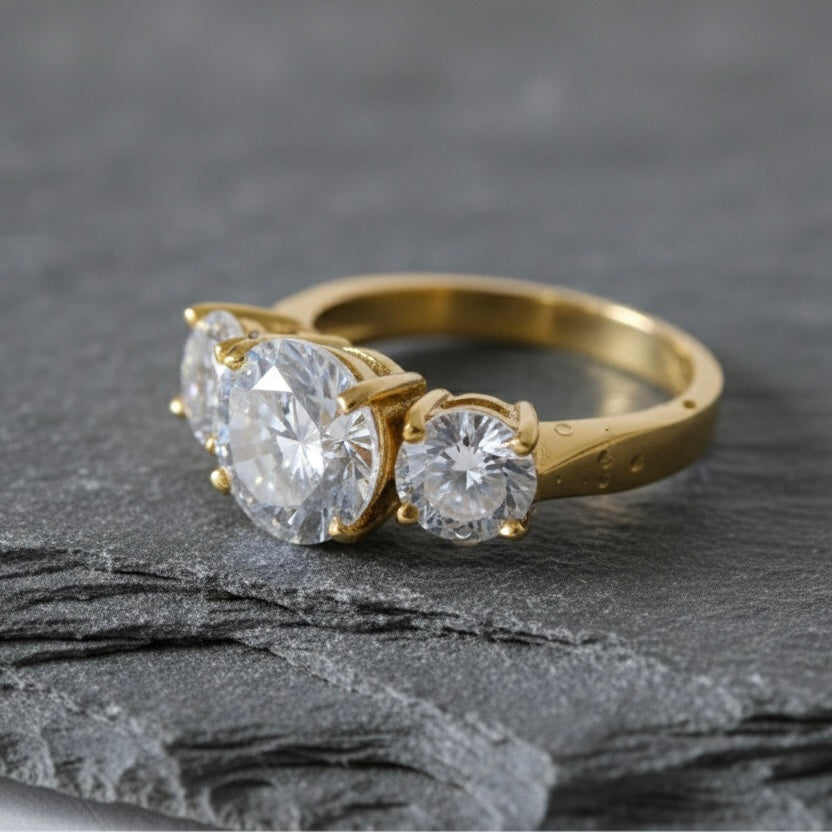 Stella Trio Ring
