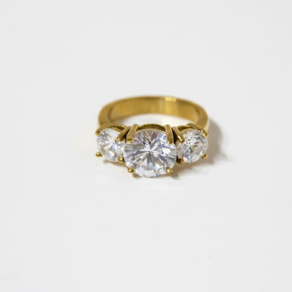 Stella Trio Ring