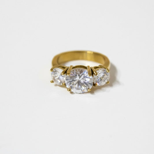 Stella Trio Ring