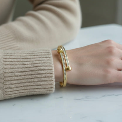 Vela Bangle