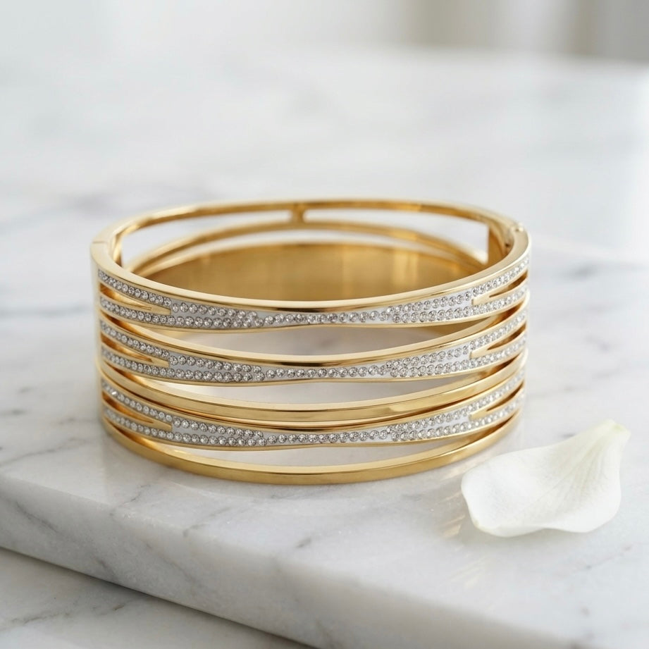 Cleft Bangle