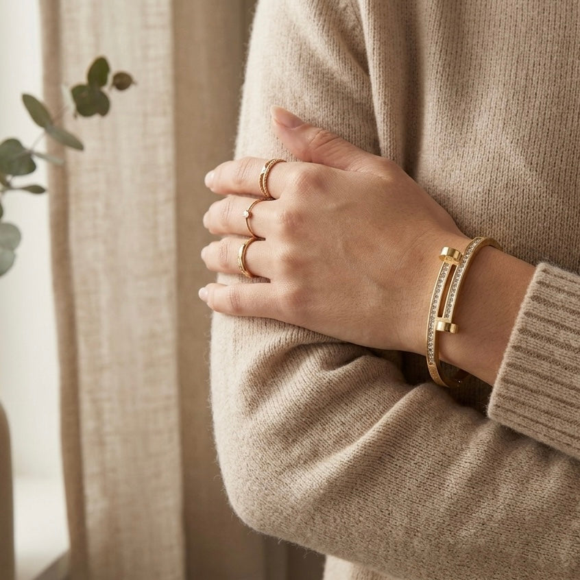 Vela Bangle