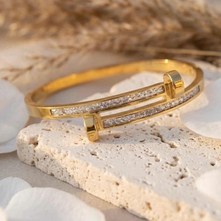 Vela Bangle